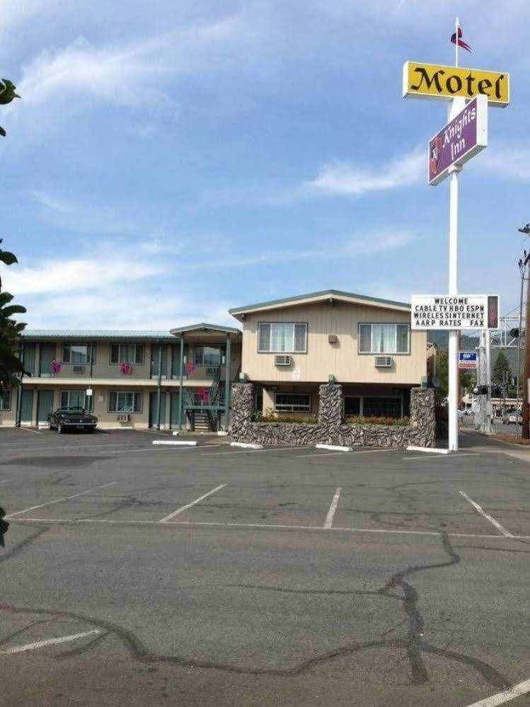 Knights Inn Motel Grants Pass Eksteriør bilde